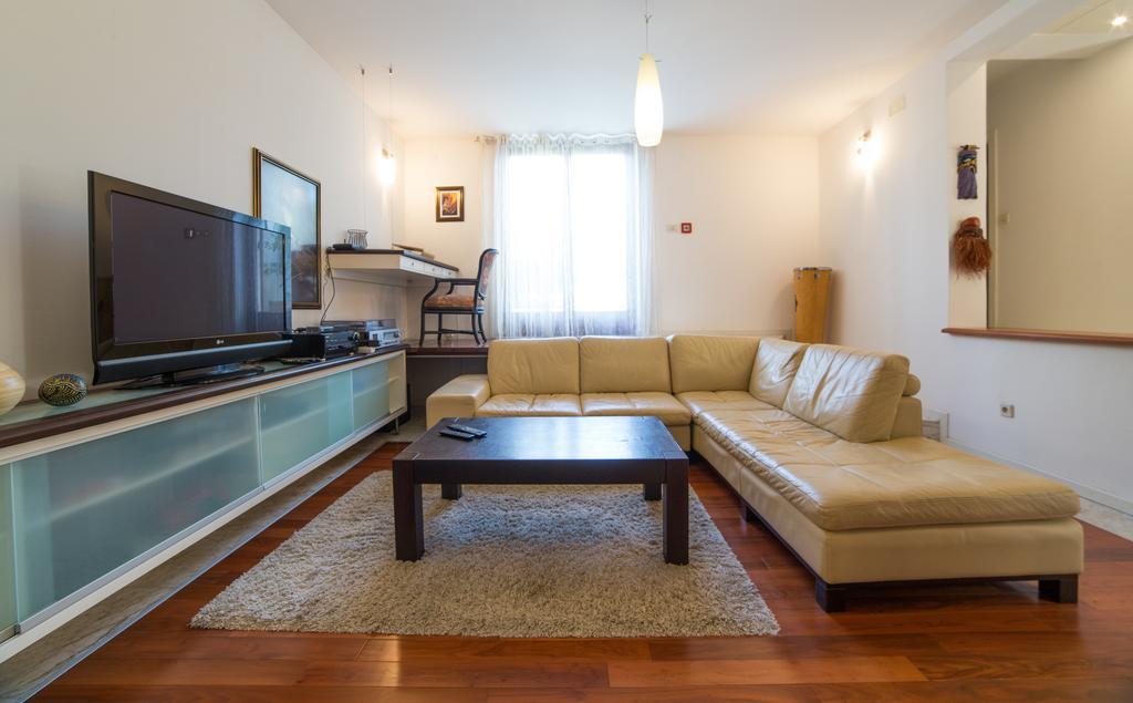 Style Apartment Split Luaran gambar