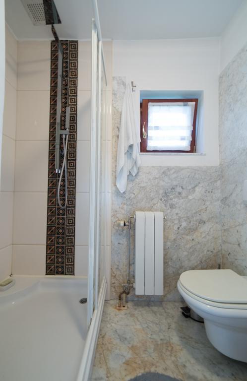 Style Apartment Split Luaran gambar