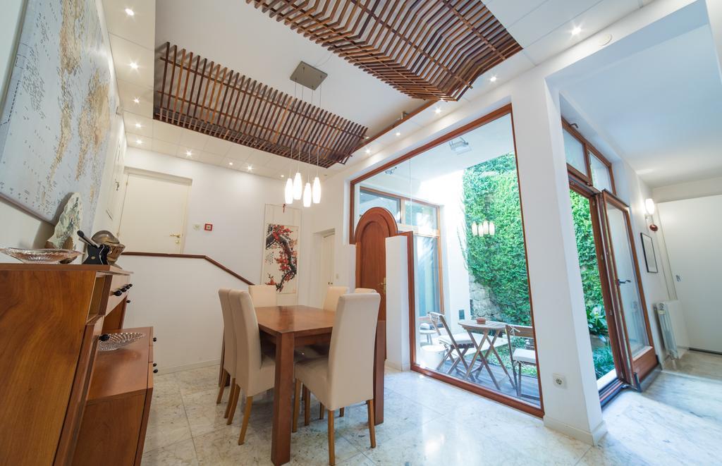 Style Apartment Split Luaran gambar